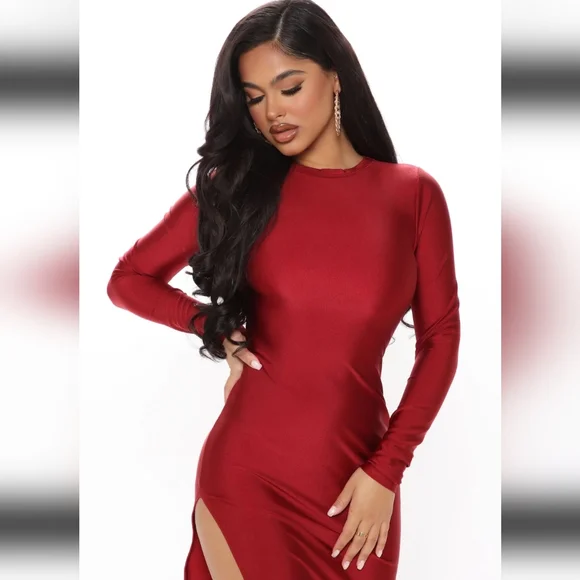 NWT! FASHION NOVA DRESS! - Picture 6 of 9